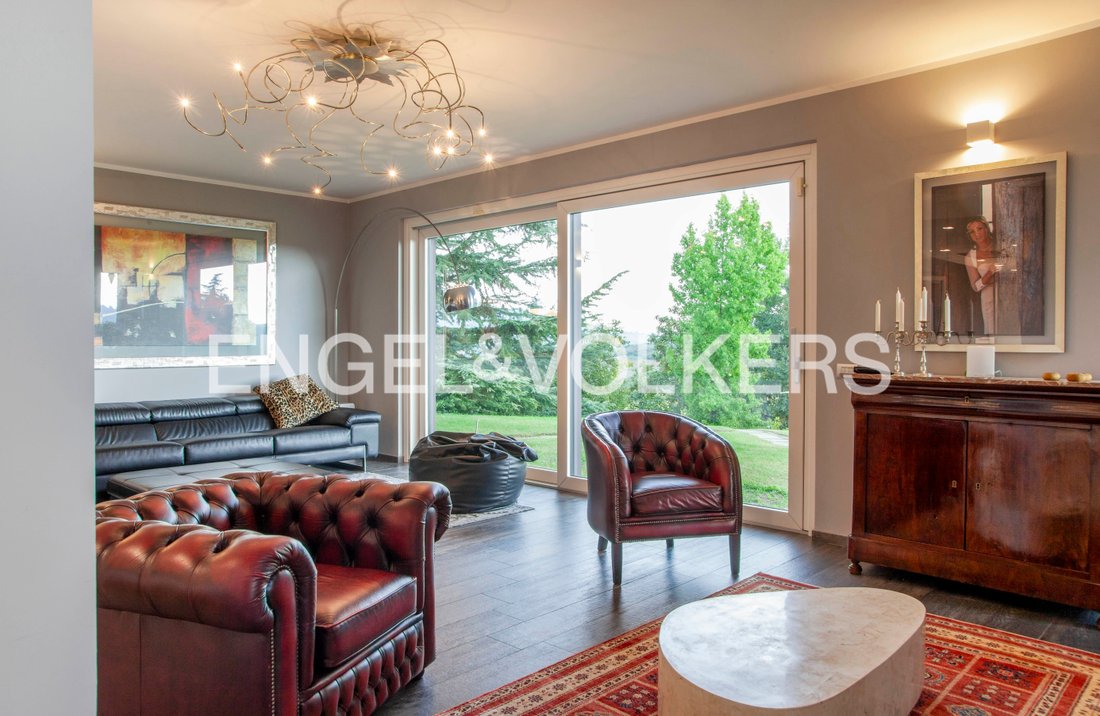 Exclusive Villa With Vineyard And Panoramic View In Trivio, Piedmont