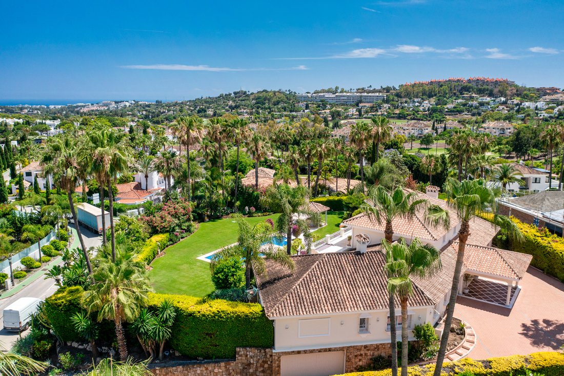 Villa in Marbella, Andalusia, Spain 3 - 14807469