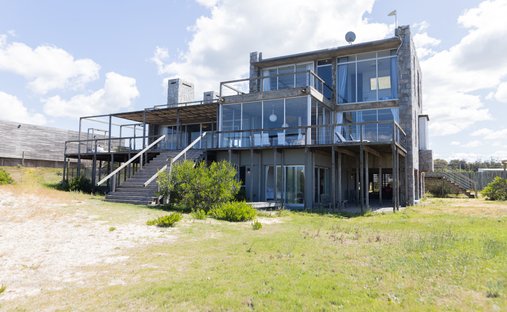 House in Santa Mónica, Maldonado Department, Uruguay 1