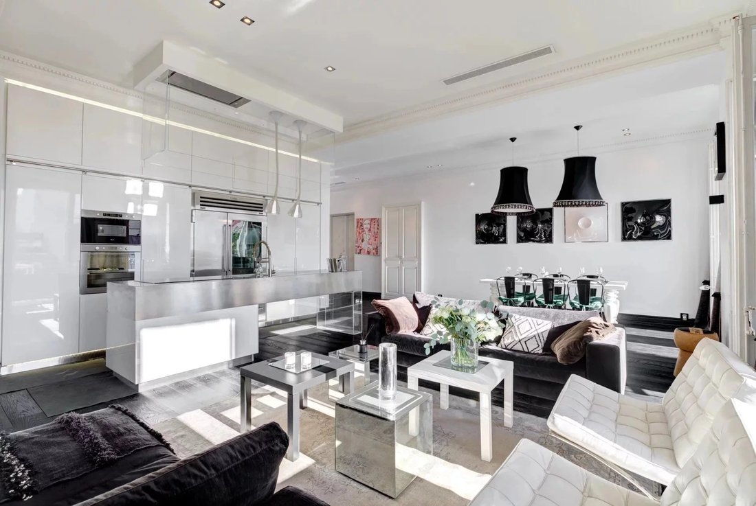 For Sale 4 Room Apartment Sea In Cannes, Provence Alpes Côte D'azur