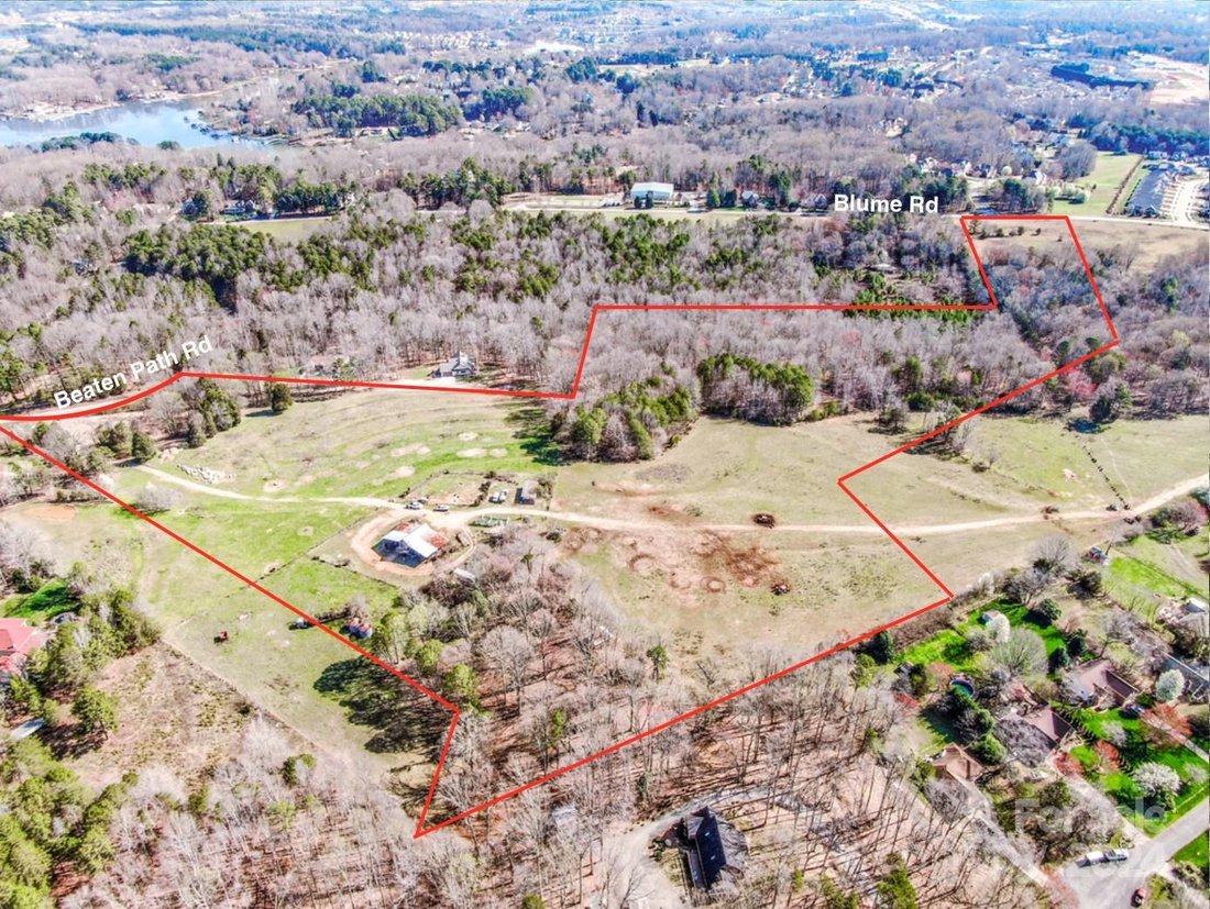 Land in Mooresville, North Carolina, United States 1 - 14797284