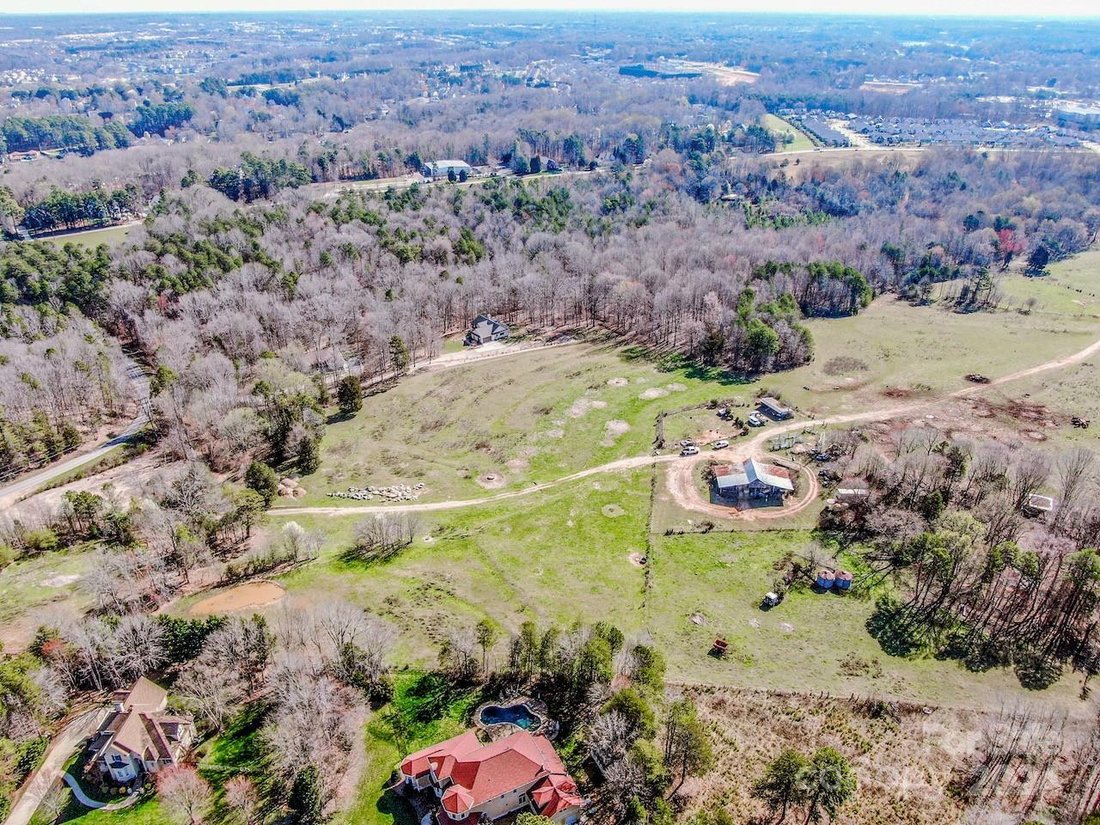 Land in Mooresville, North Carolina, United States 3 - 14797311