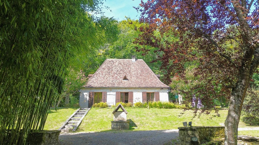 Unique Property Of 2 Houses At The Gates Of The In Marsac Sur L Isle