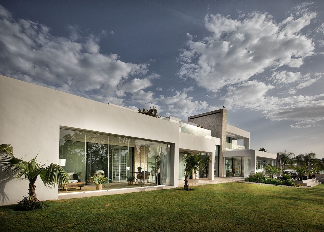 Villa in Estepona, Andalusia, Spain 2 - 14807437
