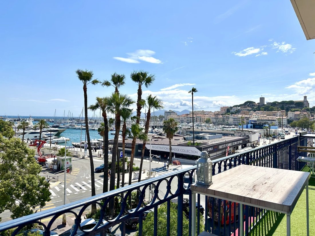 For Sale 4 Room Apartment Sea In Cannes, Provence Alpes Côte D'azur