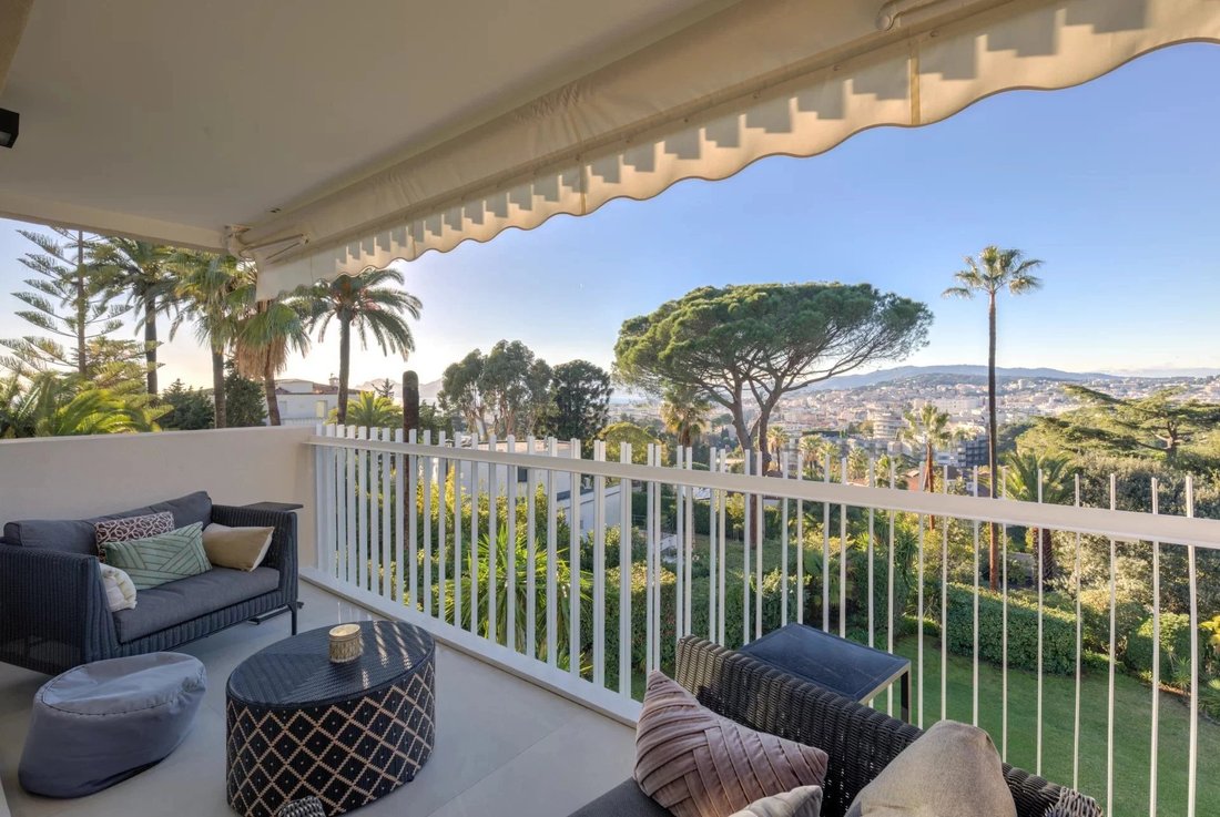 For Sale 4 Room Apartment In Cannes, Provence Alpes Côte D'azur, France