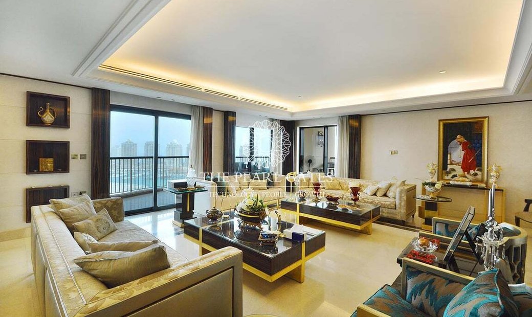 Beautiful view of Spacious Penthouse Incomes