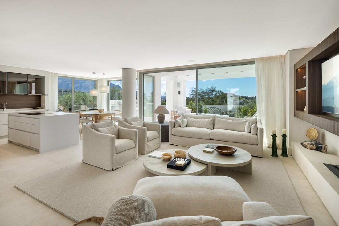 Villa in La Quinta, Benahavis, Andalusia 4 - 14808220