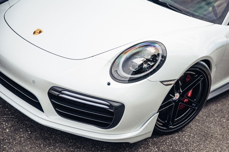 Cabriolet in Grand Rapids, United States 4 - 14805460