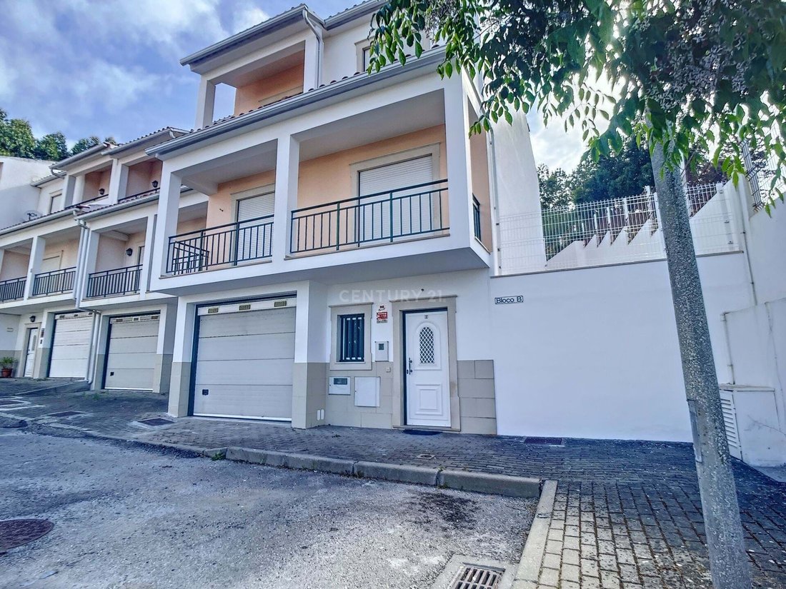 Villa Nazaré Portugal In Nazaré, Leiria District, Portugal For Rent