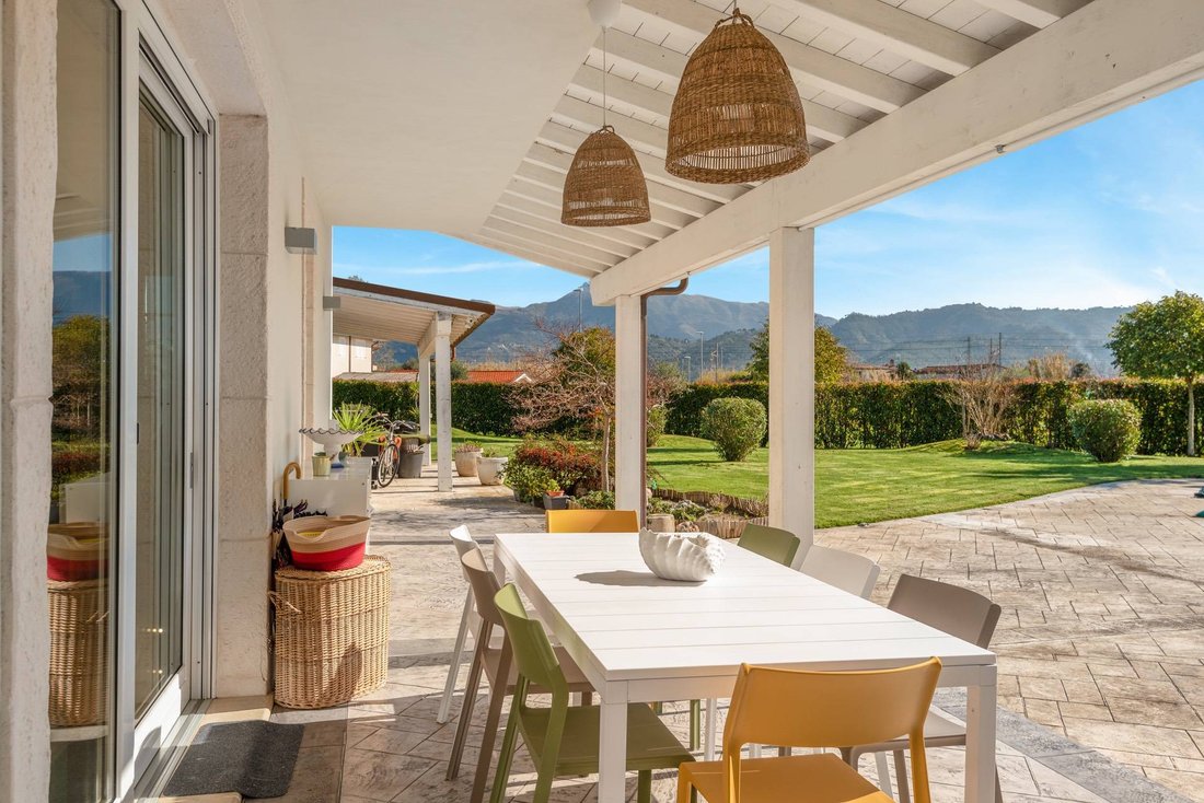 Villa in Capezzano Pianore, Camaiore, Tuscany 3 - 13937413