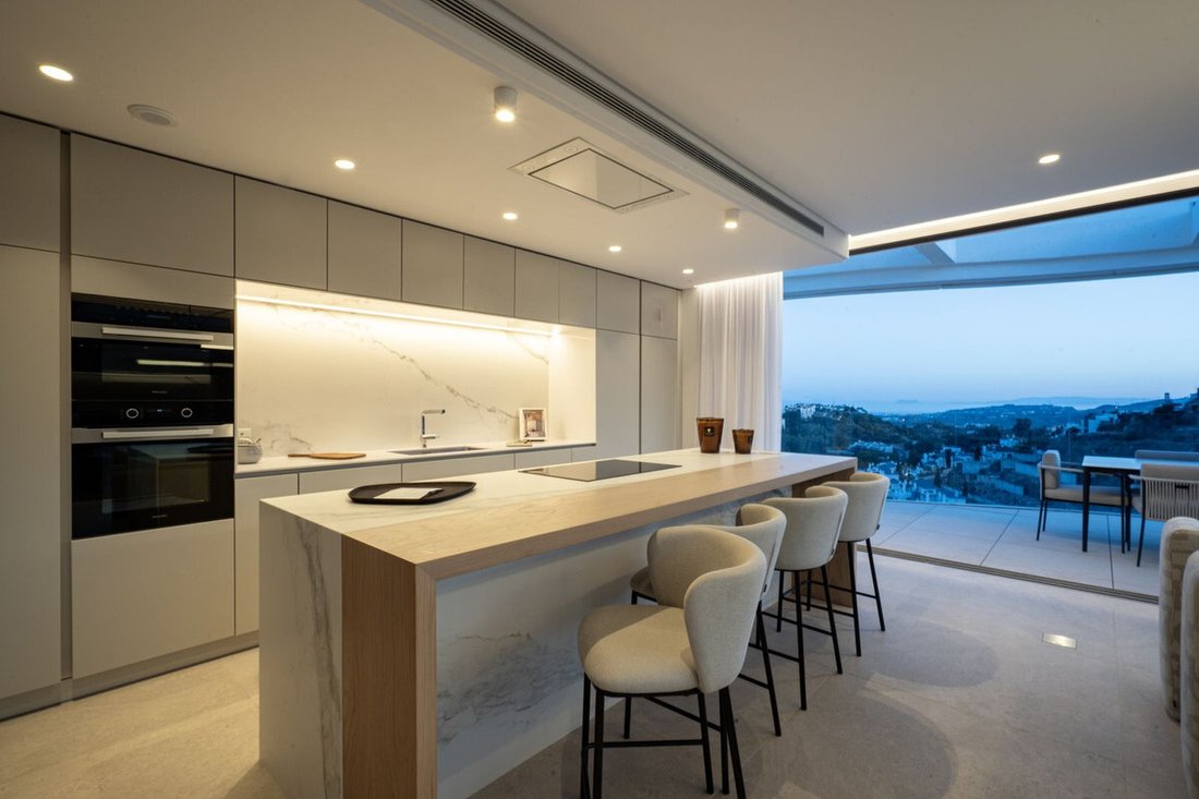 Penthouse in El Madroñal, Benahavis, Spain 3 - 13465373