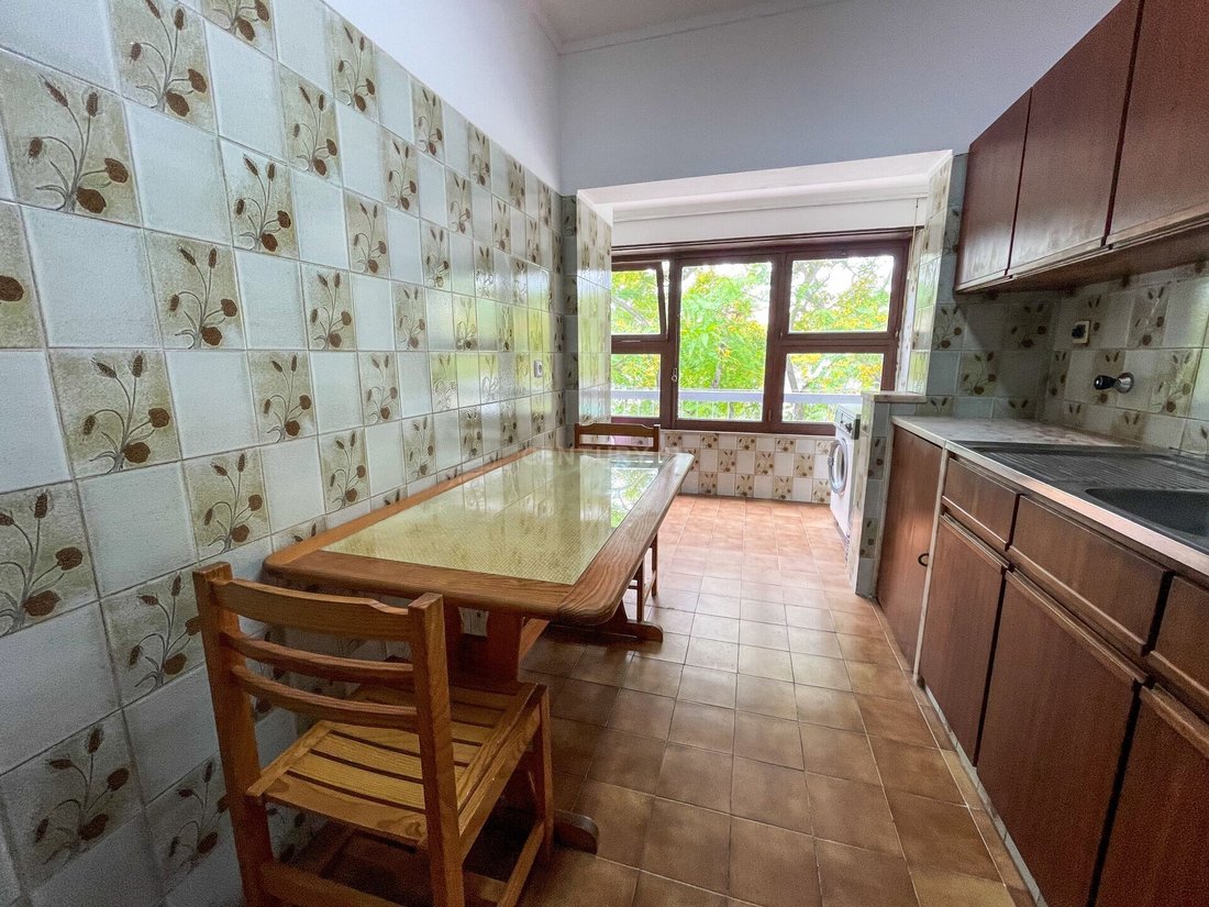 Apartment Cascais Portugal In Parede, Lisbon, Portugal For Rent (14806934)