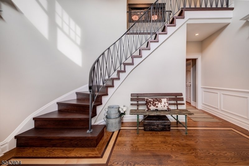 House in Westfield, New Jersey, United States 2 - 14796973