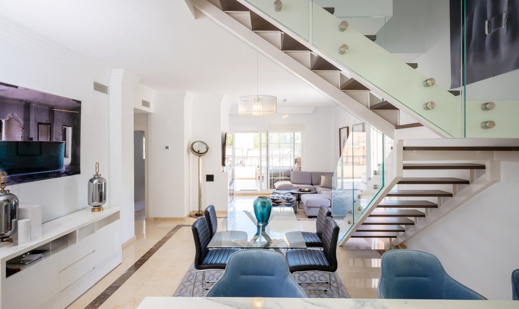 Photo inspiration: Fresh Look at Spacious Duplex Penthouse In River Garden In In Marbella Andalusia