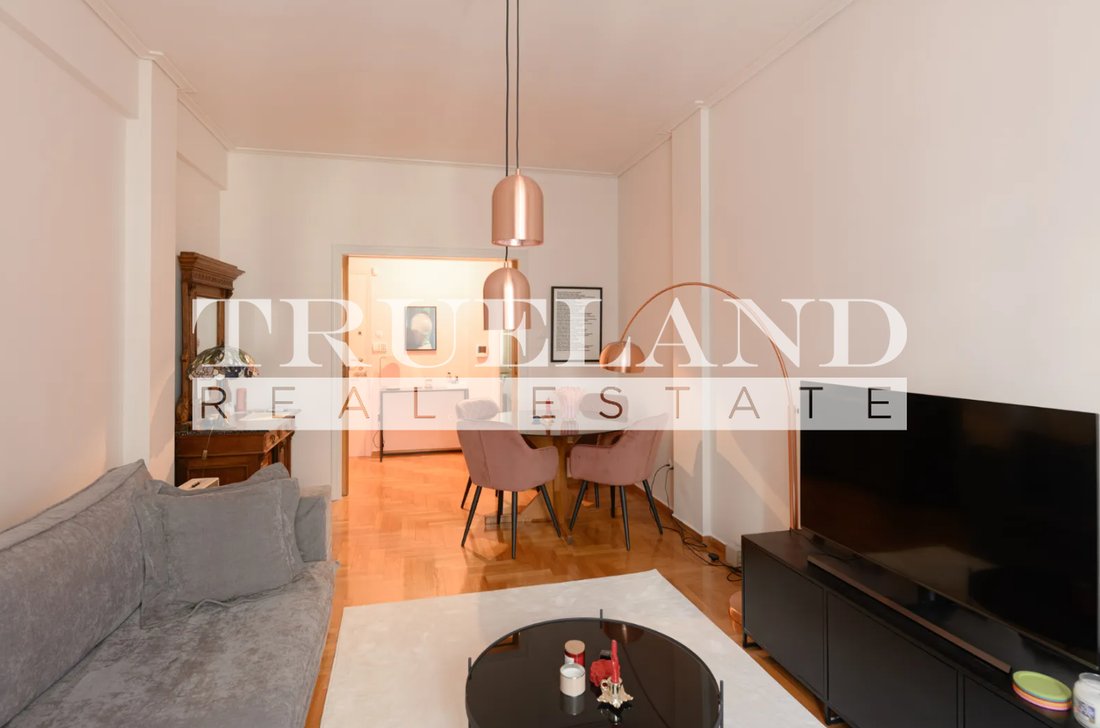 Apartment in Sunoikia Kolonakiou, 1st District of Athens, Athens 2 - 14800980