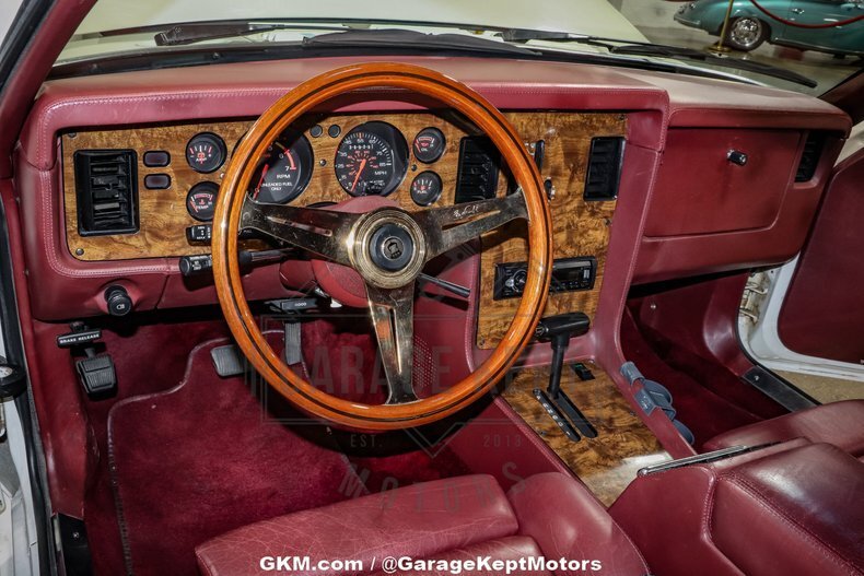 Coupe in Grand Rapids, United States 4 - 14805497