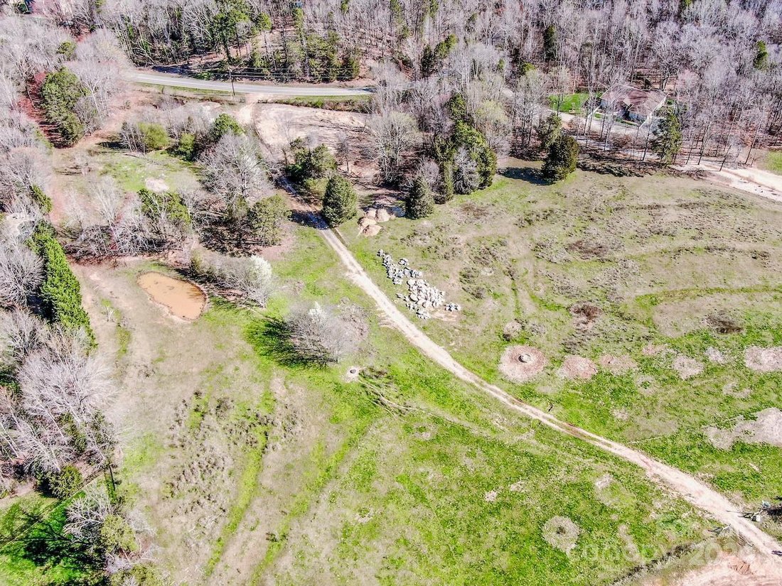 Land in Mooresville, North Carolina, United States 4 - 14797311