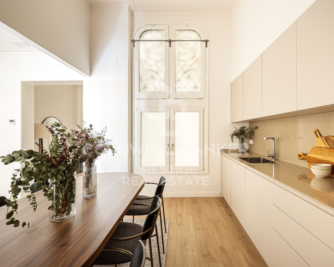 Apartment in Eixample, Barcelona, Spain 4 - 14754295