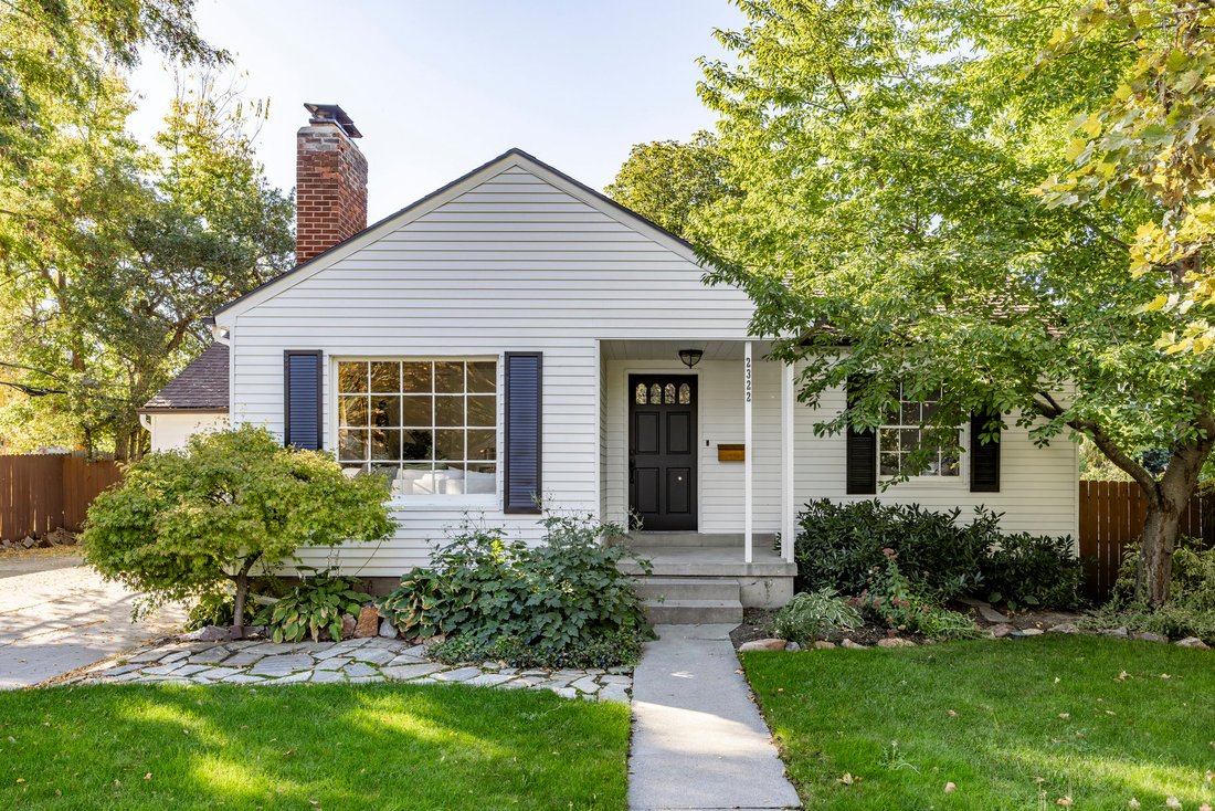 Updated Millcreek Bungalow With Huge In Salt Lake City, Utah, United