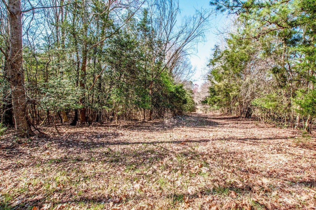 Land in Mooresville, North Carolina, United States 5 - 14797284