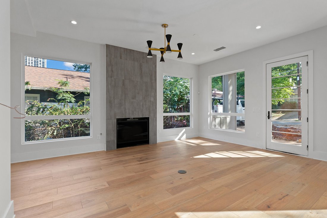 Stunning New Construction Townhome Near In Atlanta, United