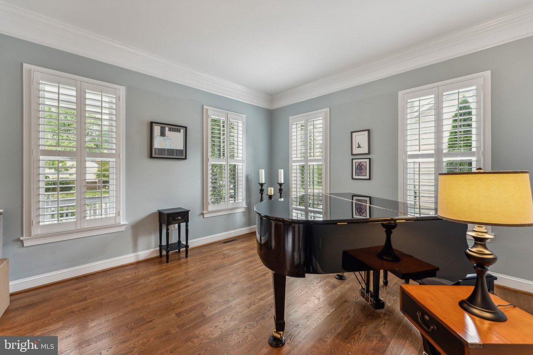 Residential Vienna In Vienna, Virginia, United States For Sale (14797232)