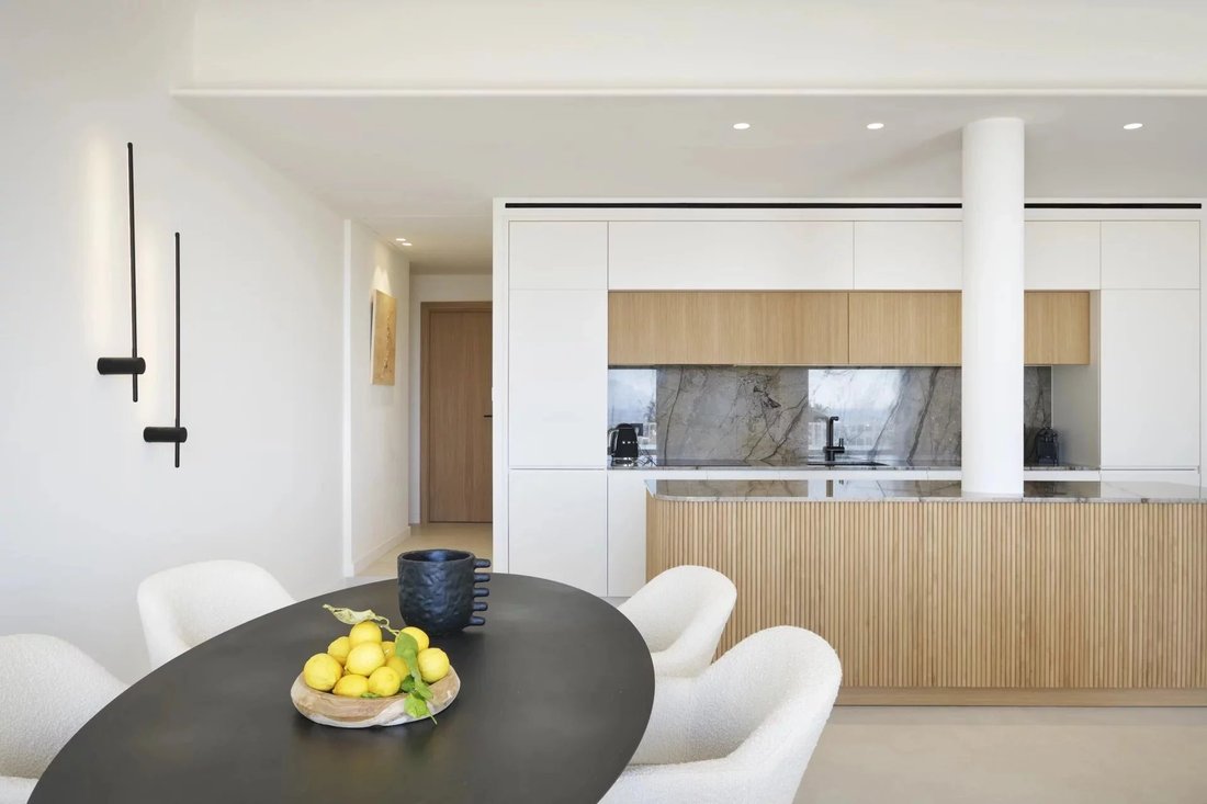 For Sale 4 Room Apartment In Cannes, Provence Alpes Côte D'azur, France