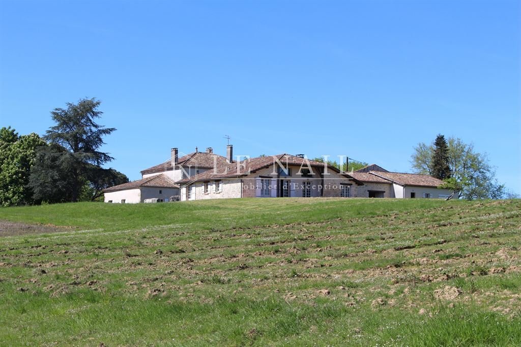 Domaine à Hôtel de Ville-Quinconce-Saint Seurin-Fondaudège, Bordeaux, France 5 - 14802150