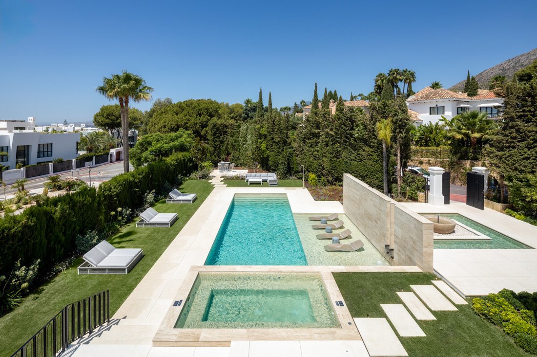 Villa in Sierra Blanca, Marbella, Spain 3 - 14808218