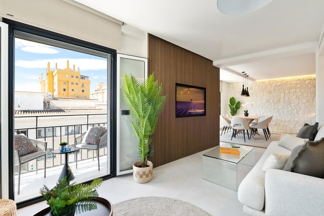 Penthouse in San Pedro de Alcantara, Andalusia, Spain 2 - 14802411