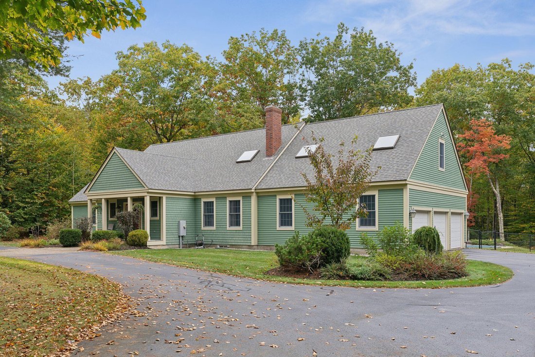 Residential Gray In Gray, Maine, United States For Sale (14815437)