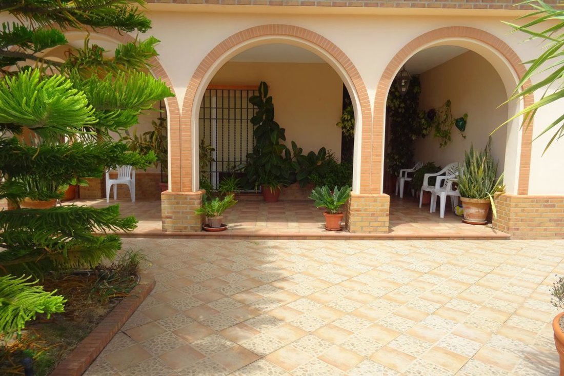 Chalet in 1a Fase, Almonte, Spain 2 - 14811408