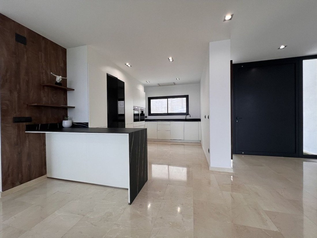 Chalet in Zona de Mascarat, Valencian Community, Spain 3 - 14814720