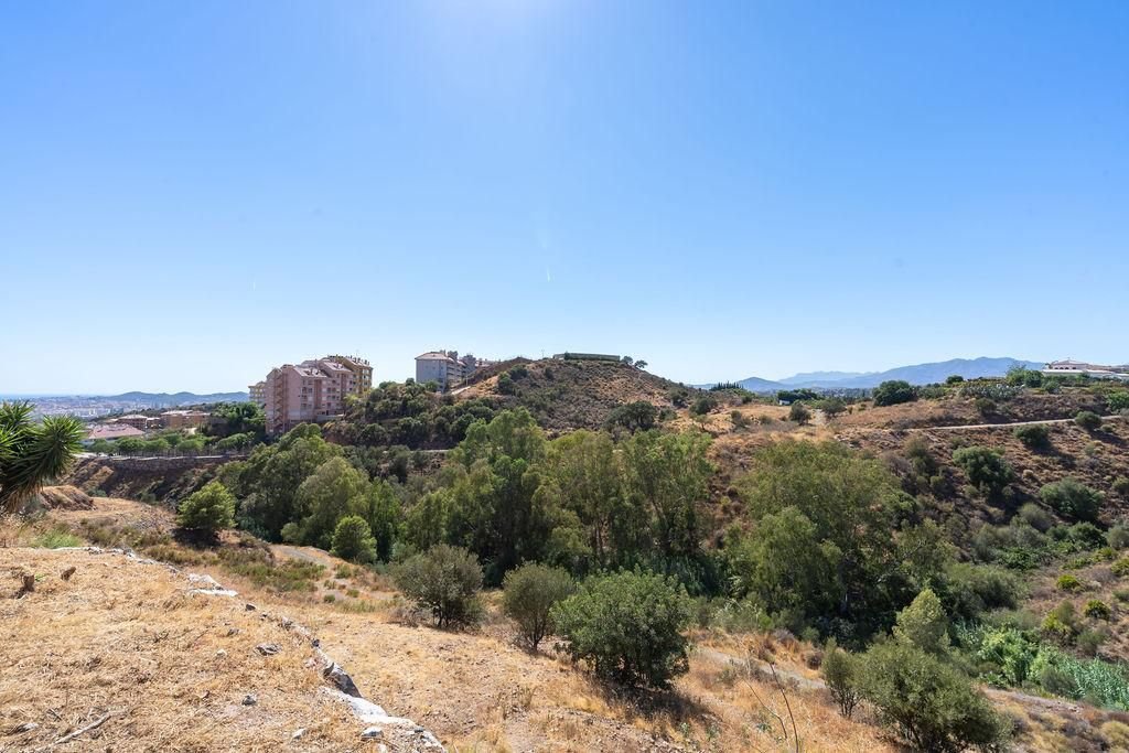 Land in Fuengirola, Andalusia, Spain 3 - 14815890