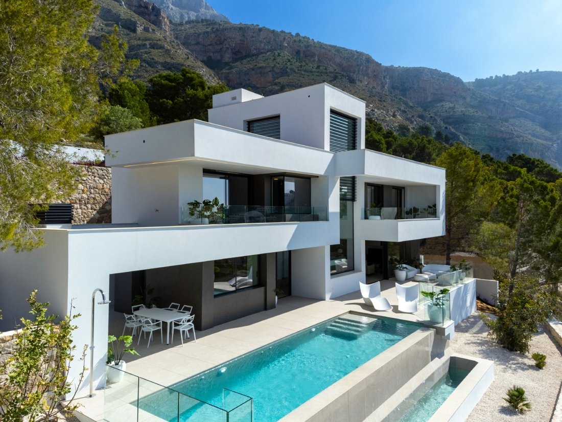 Villa in Altea, Valencian Community, Spain 3 - 14813312