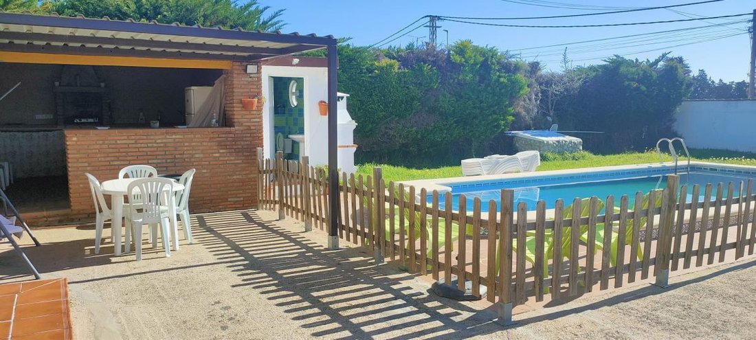 Chalet in Chiclana de la Frontera, Andalusia, Spain 3 - 14814429