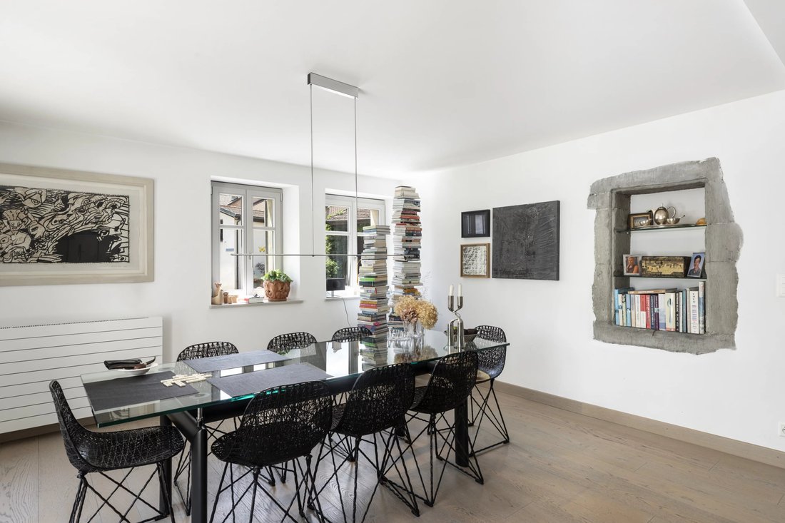 Splendid Renovated Village House In Geneva, Genève, Switzerland For