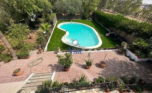 Chalet in Alcala de Guadaira, Andalusia, Spain 1