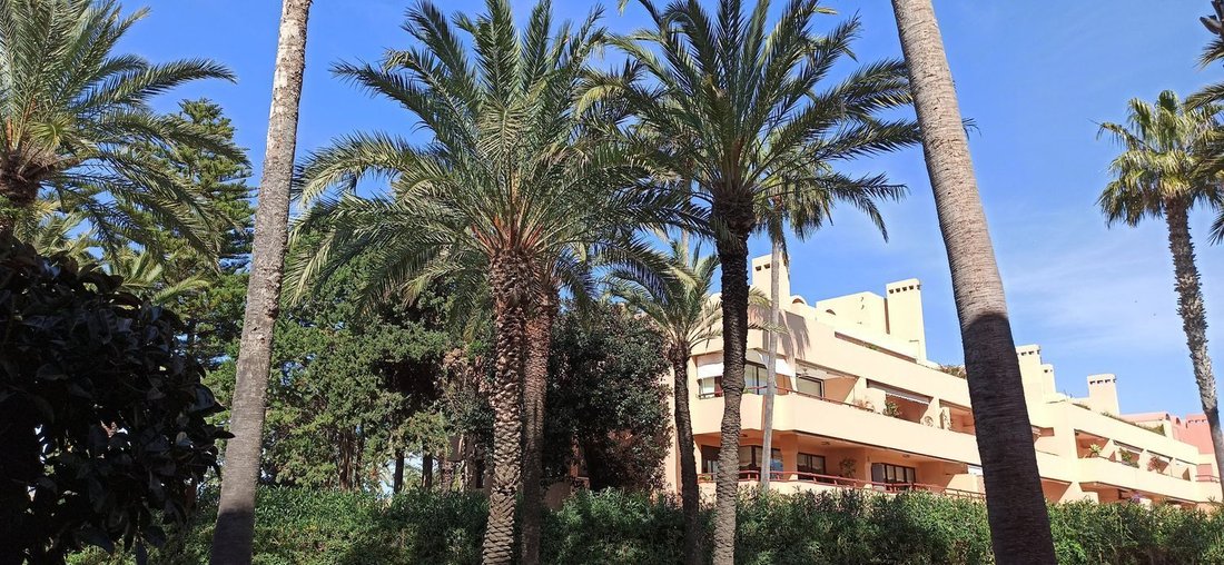 Appartamento a Sotogrande, San Roque, Andalusia 1 - 14815724