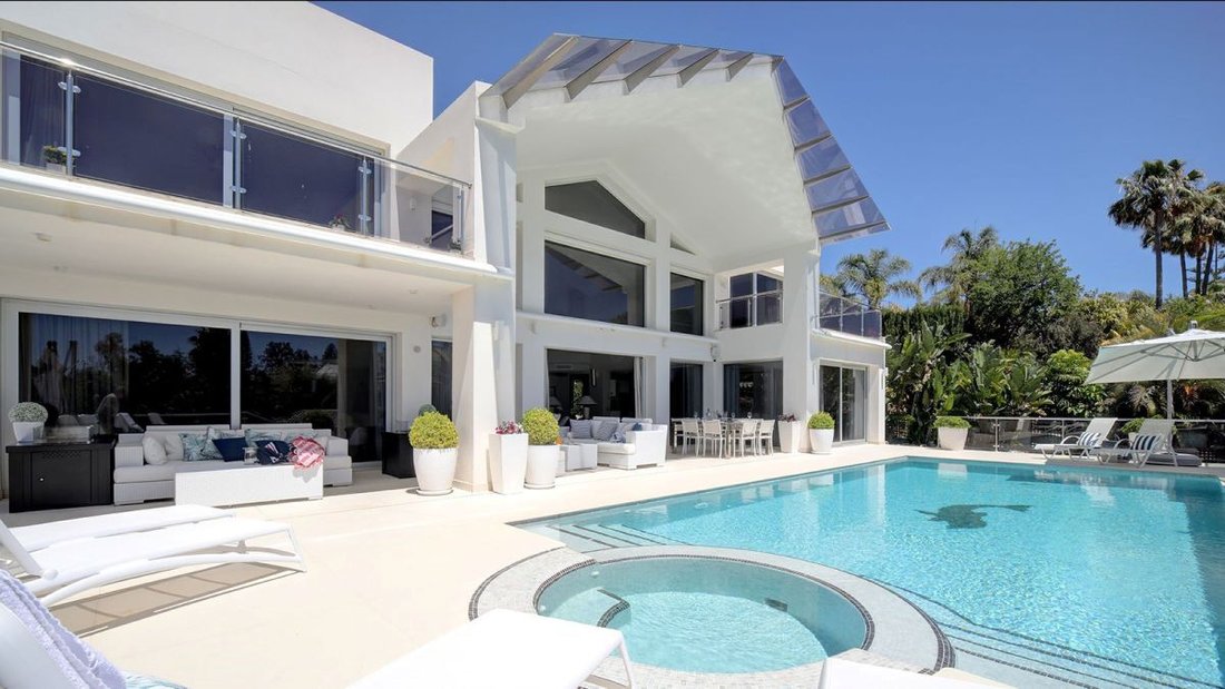 Villa in Nueva Andalucia, Marbella, Spain 1 - 14812893