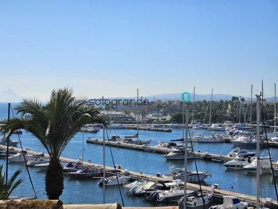 Apartment in Sotogrande, San Roque, Andalusia 1 - 12826805