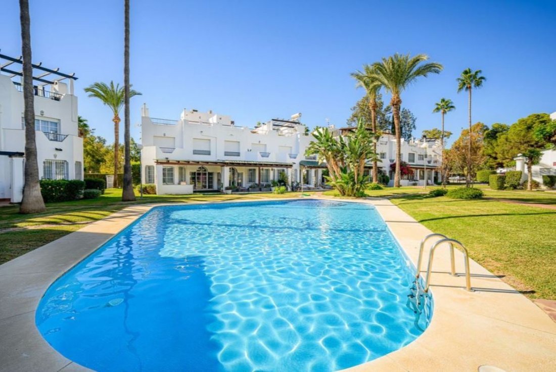 Townhouse in Puerto Banus, Marbella, Spain 1 - 14813217