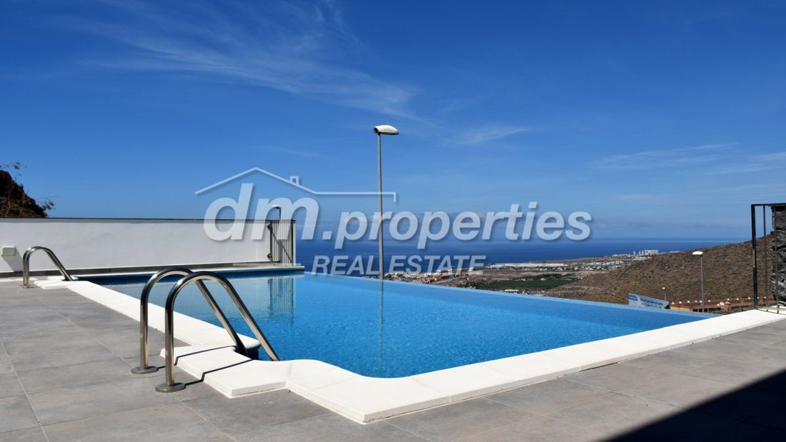 Villa in Adeje, Kanarische Inseln, Spanien 3 - 14814730