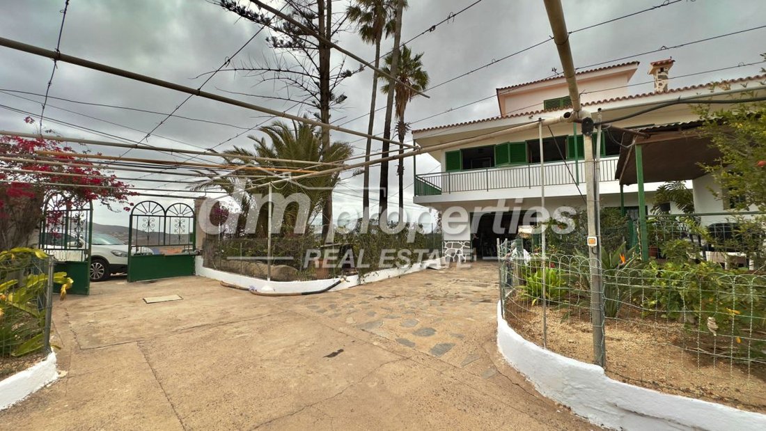 Finca in Arona, Canary Islands, Spain 4 - 12835807