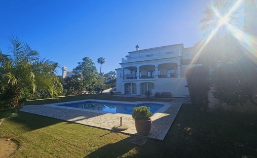 Villa in Sotogrande, San Roque, Andalusien 1