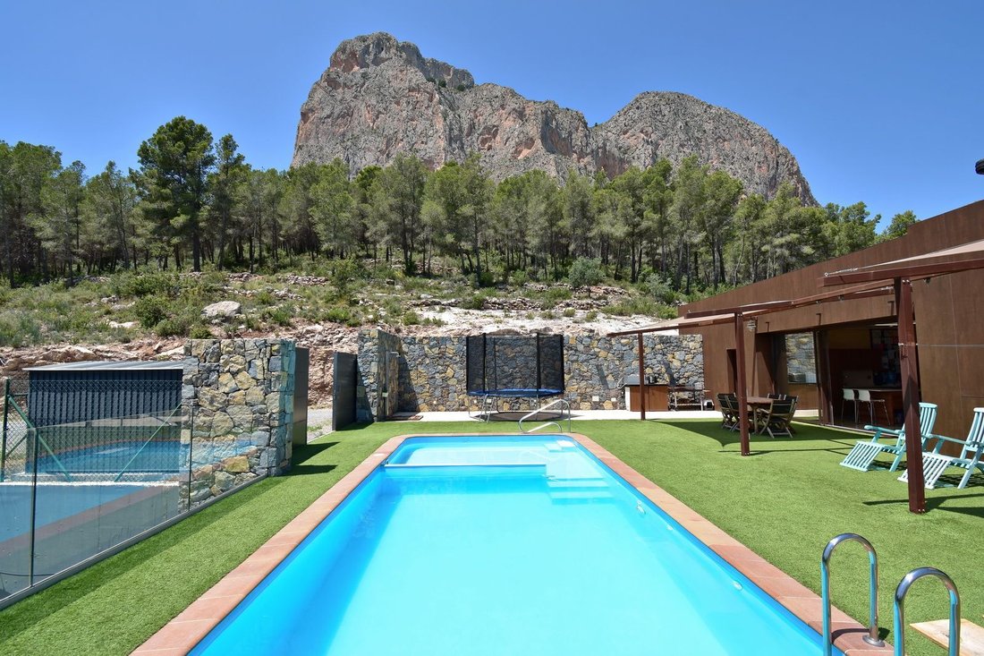 Villa in Polop, Valencian Community, Spain 2 - 14814296