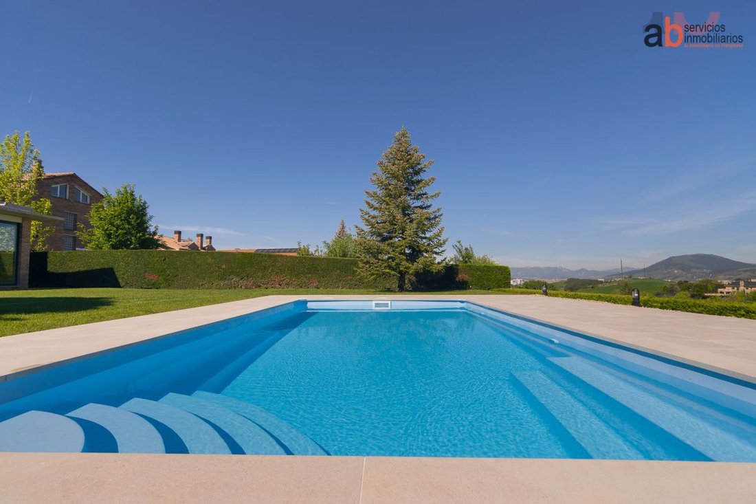 Chalet in Noain (Valle de Elorz) / Noain (Elortzibar), Navarre, Spain 4 - 14814590