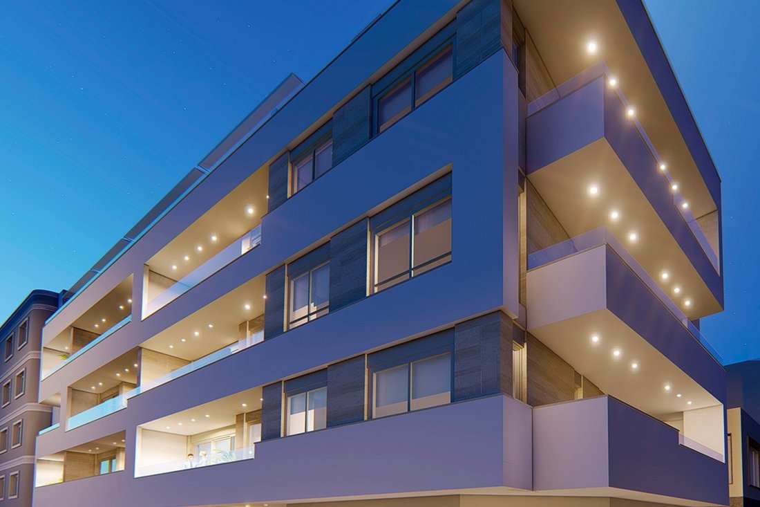 Penthouse in Torrevieja, Valencian Community, Spain 1 - 14811688