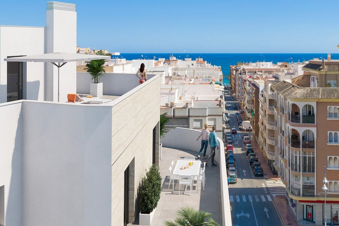 Penthouse in Torrevieja, Valencian Community, Spain 1 - 14812060